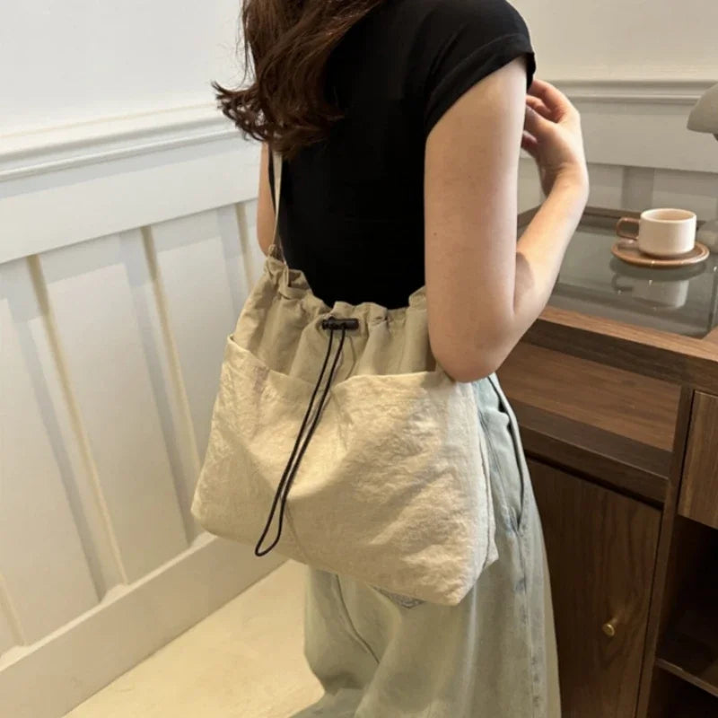 Stylish everyday bag that holds everything you need