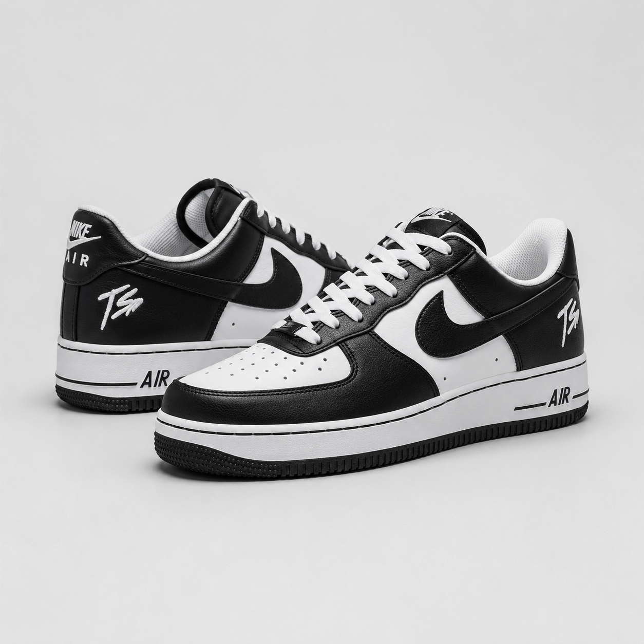 Nike Air Force 1 Low QS TS