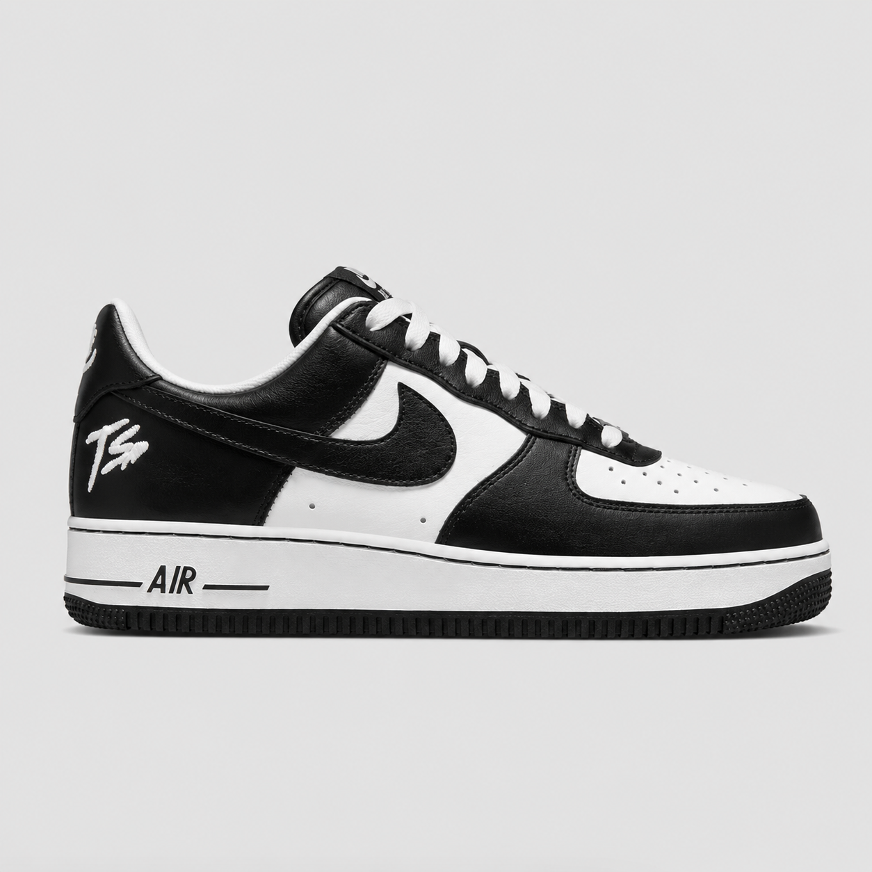 Nike Air Force 1 Low QS TS