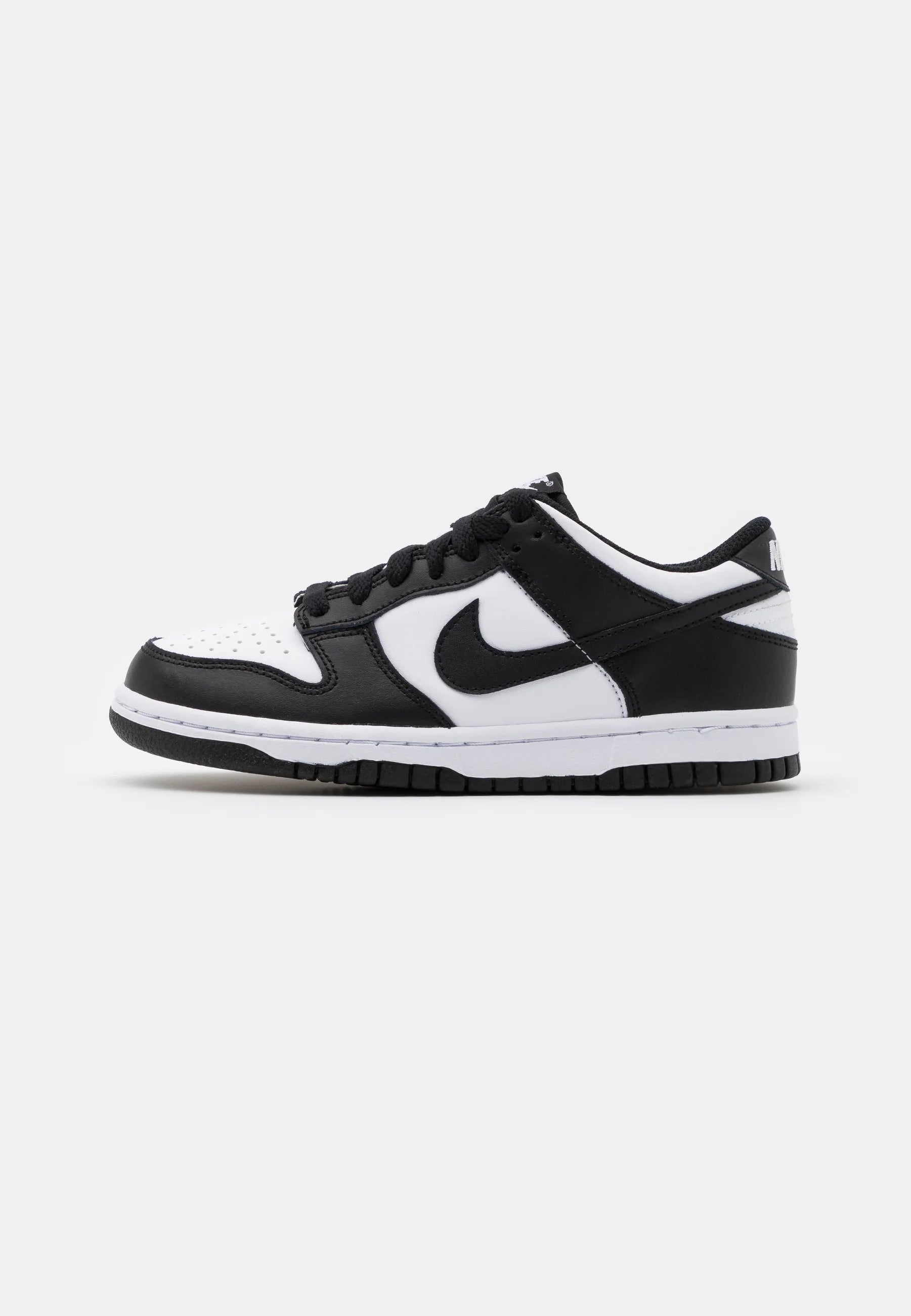 Dunk low ” black white” (Panda)