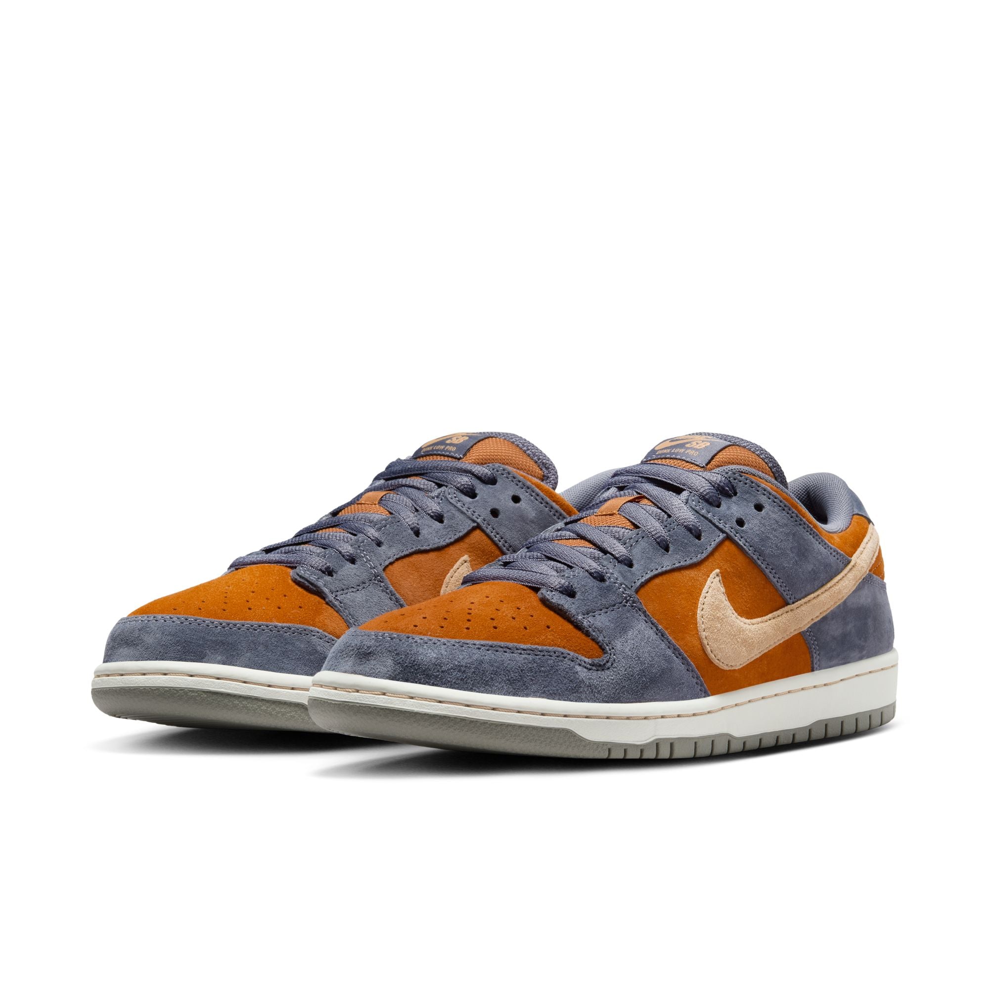 Dunk Low Pro – Light Carbon / Sesame-Monarch
