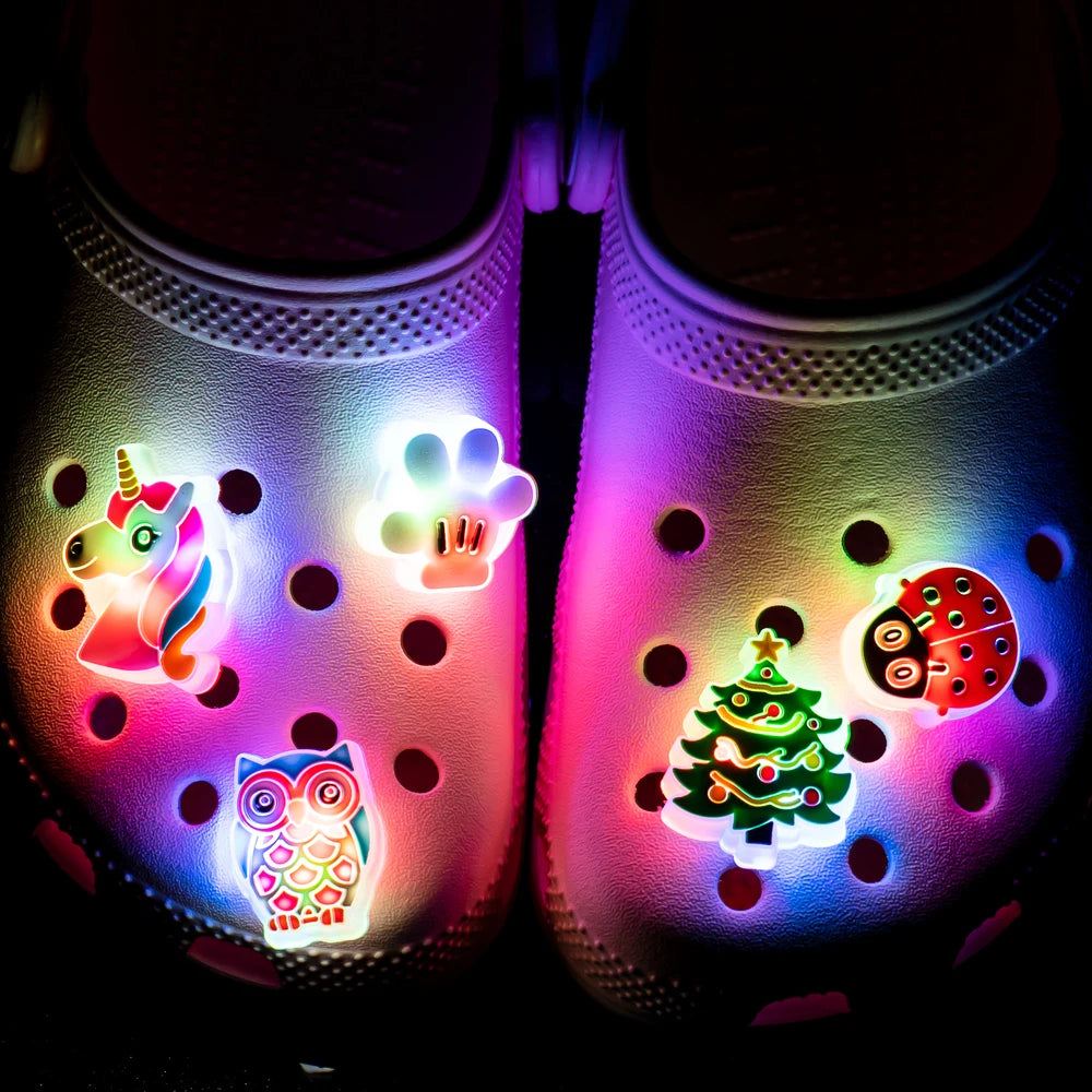 1 pc Luminous Shoe Decoration with LED – Animals, Plants &amp; Hearts for Children 
