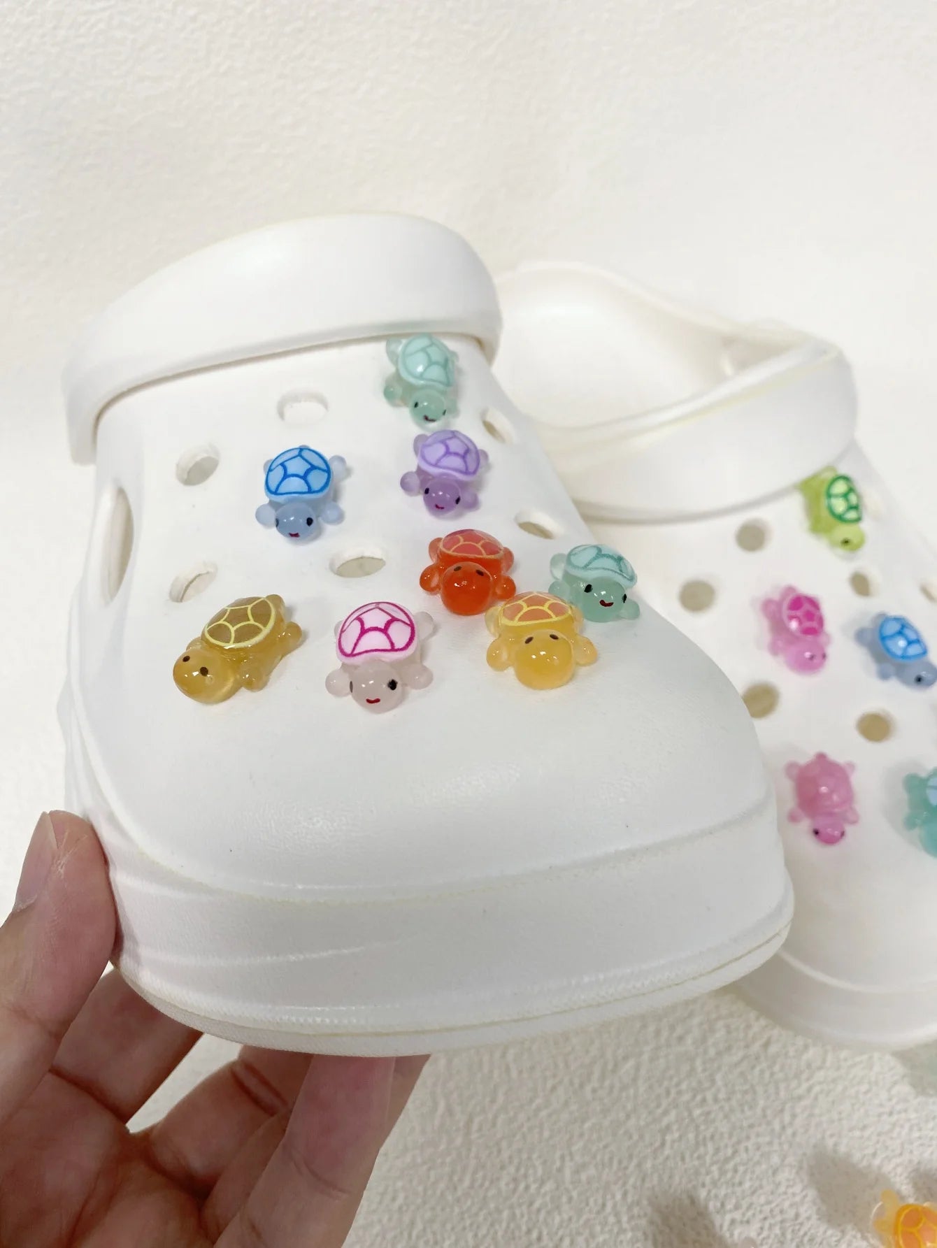 4-pack Luminous 3D Turtles – Shoe Decorations for Clogs or Open Toe Shoes