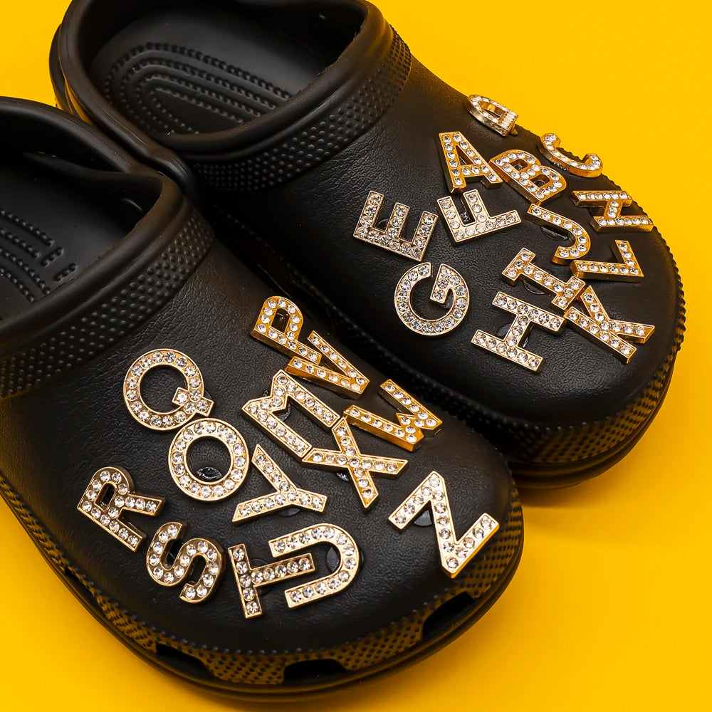 1 pc Luxurious Metal Charm – Bling Shoe Decoration with Gold-Colored Letters 