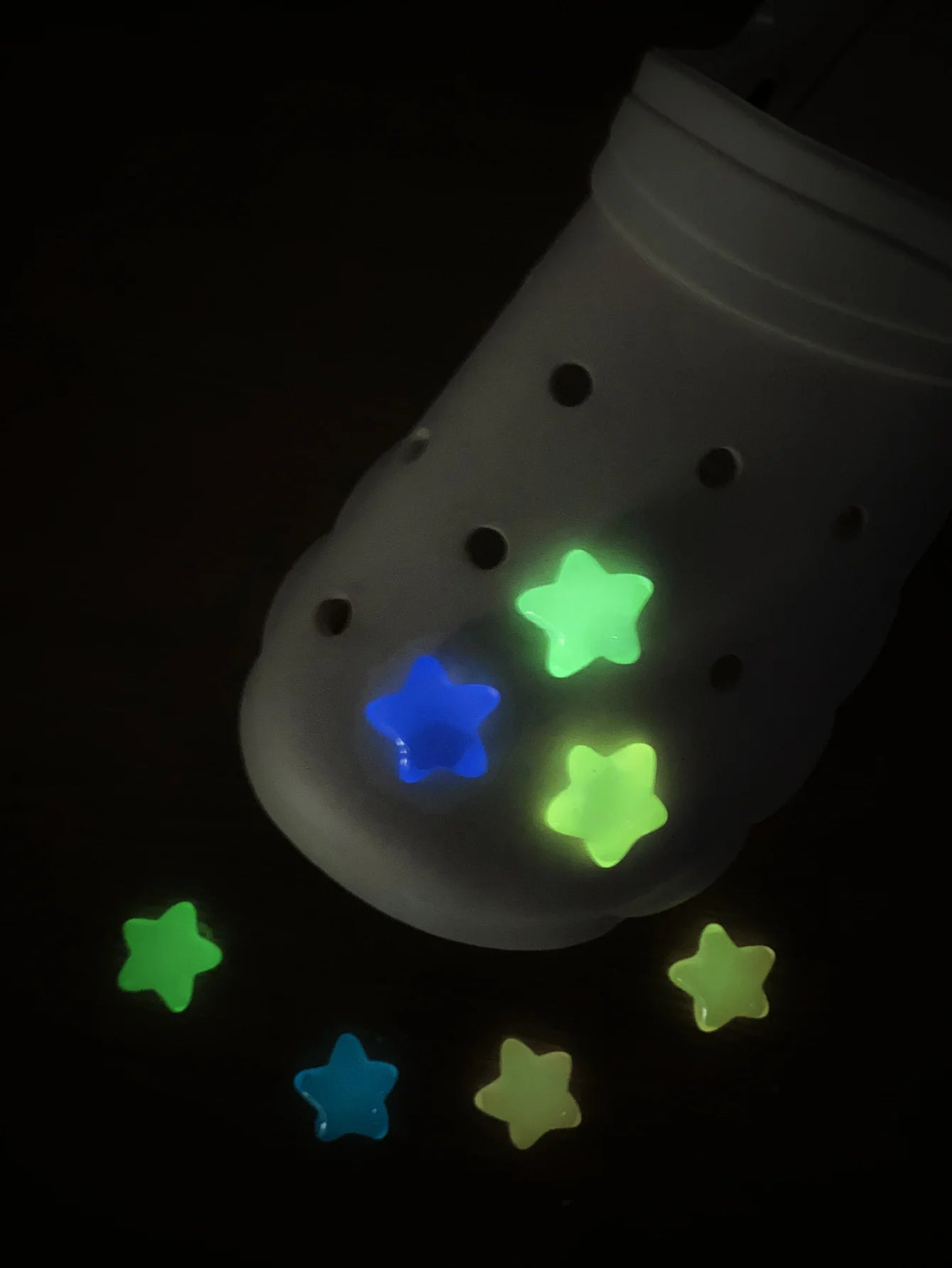 7-pack Shoe Decorations for Clogs – Glowing Stars, Removable Accessories