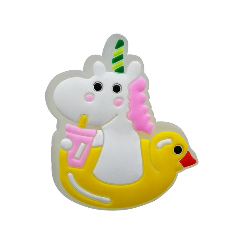 1 pc Luminous Shoe Decoration with LED – Animals, Plants &amp; Hearts for Children 