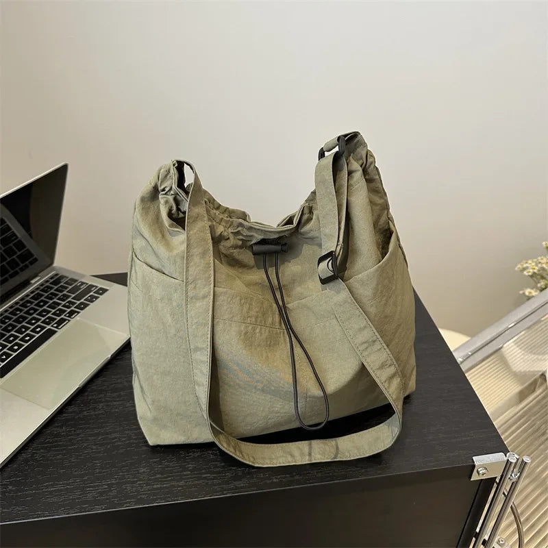 Stylish everyday bag that holds everything you need 