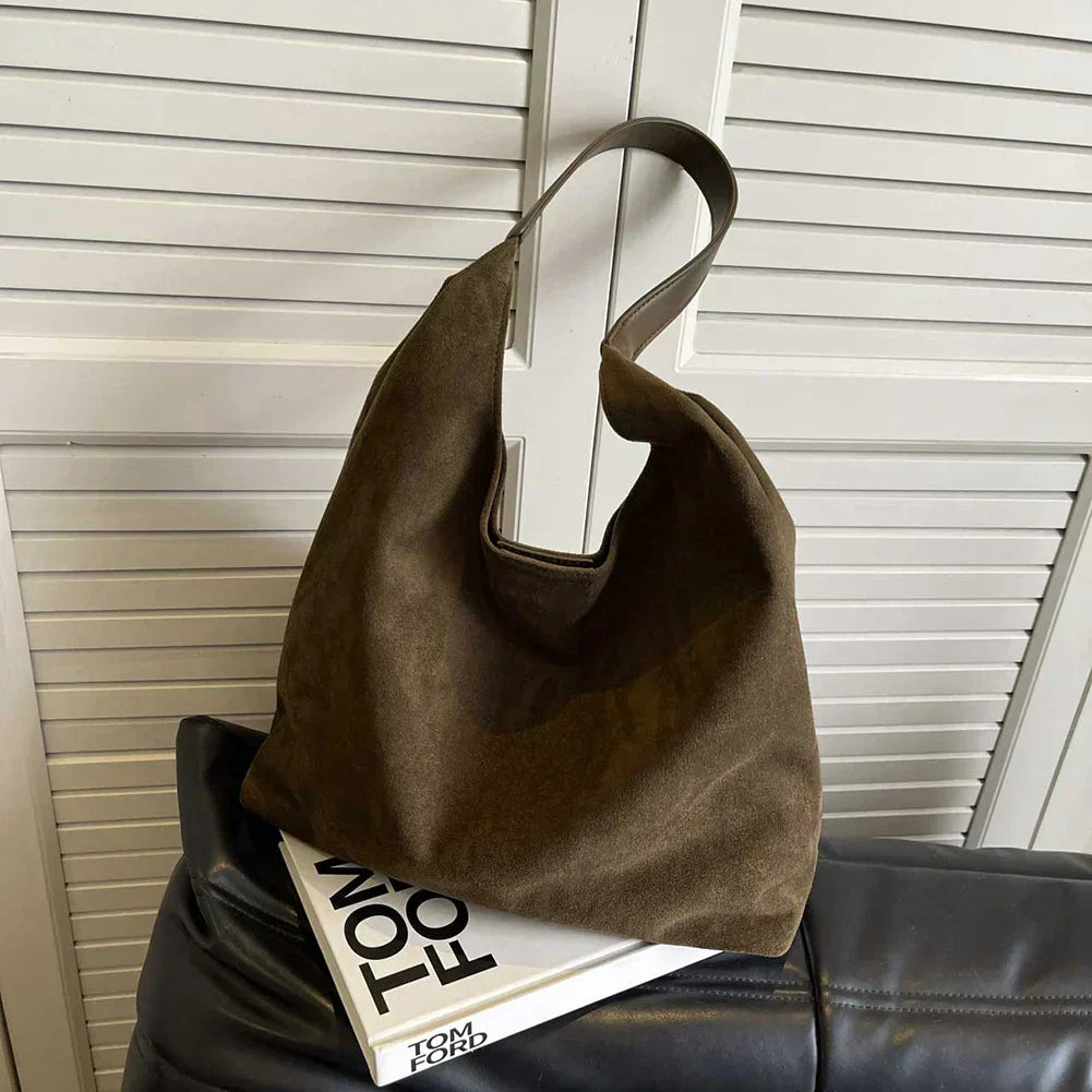 Oliva Studio Tote™ – i mjuk olivbrun mocka