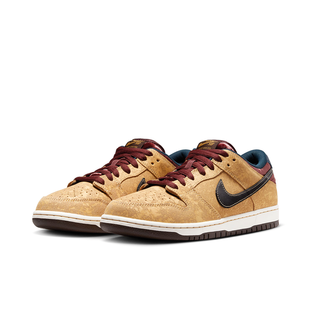 Dunk Low Pro – Celestial Gold / Black / Dark Team Red