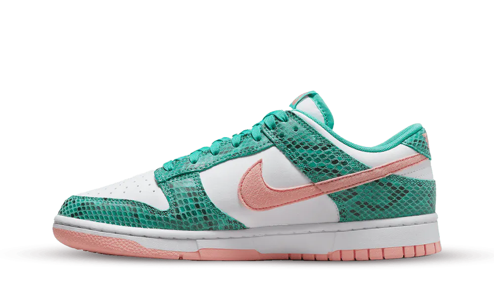 Dunk Low” Snakeskin Coral”