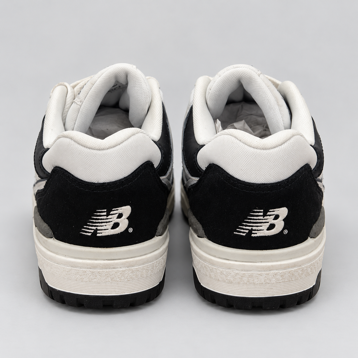 New Balance 550 vit och svart, hälvy